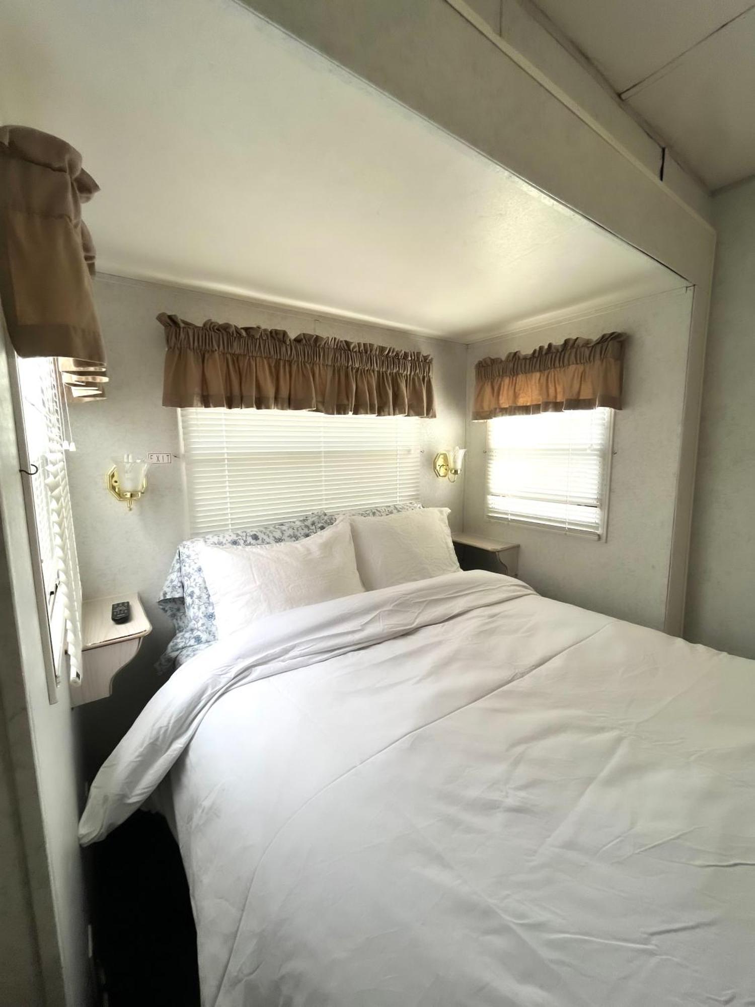 Roberts Roost Resort Quesnel Eksteriør bilde