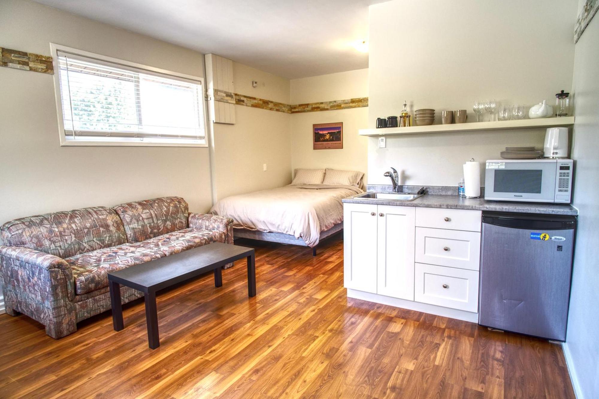 Roberts Roost Resort Quesnel Eksteriør bilde