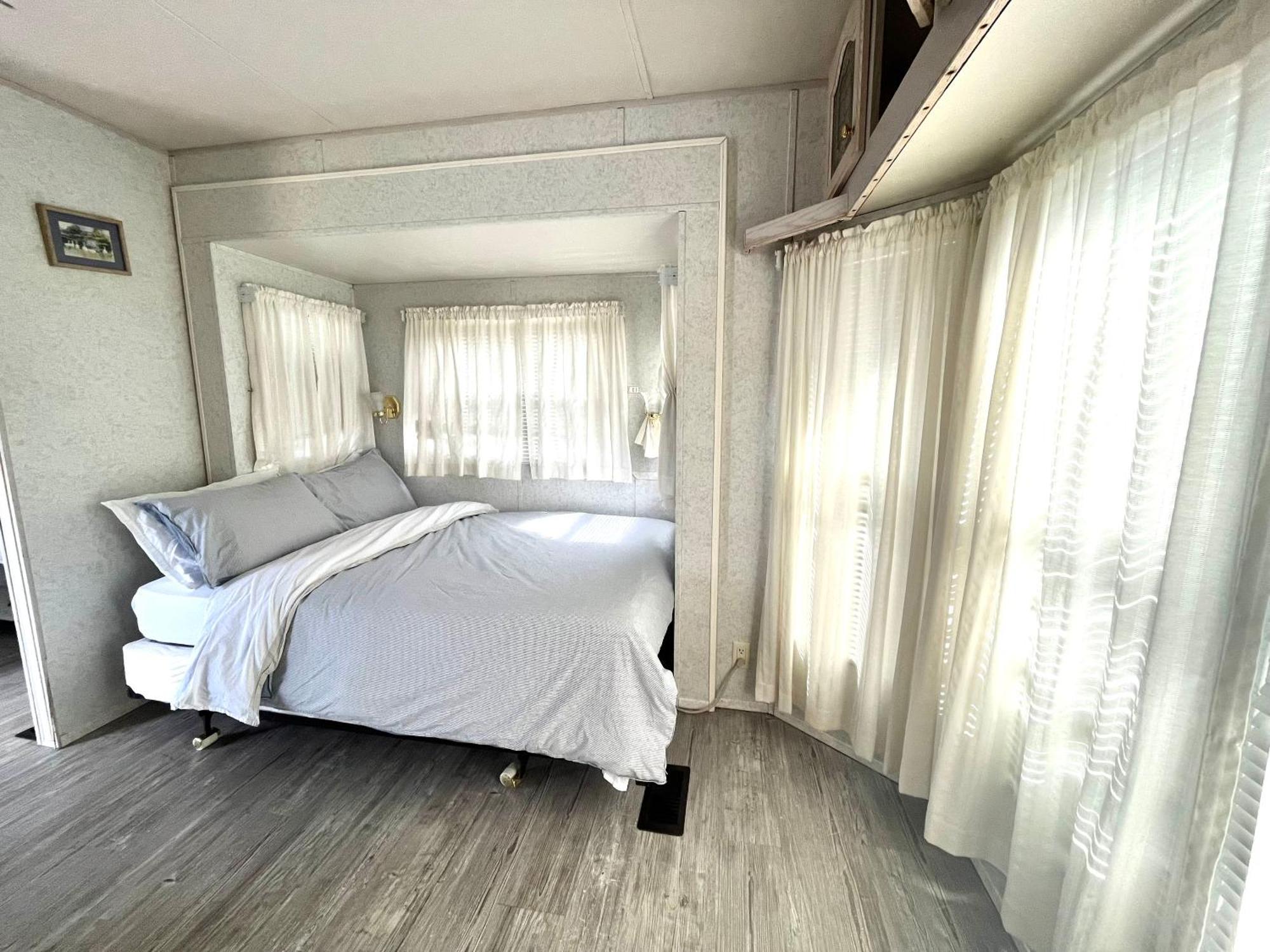 Roberts Roost Resort Quesnel Eksteriør bilde
